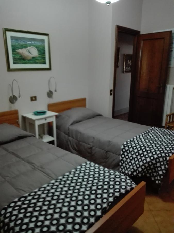 Al Vecchio Olivo Bed & Breakfast Фраскати Екстериор снимка