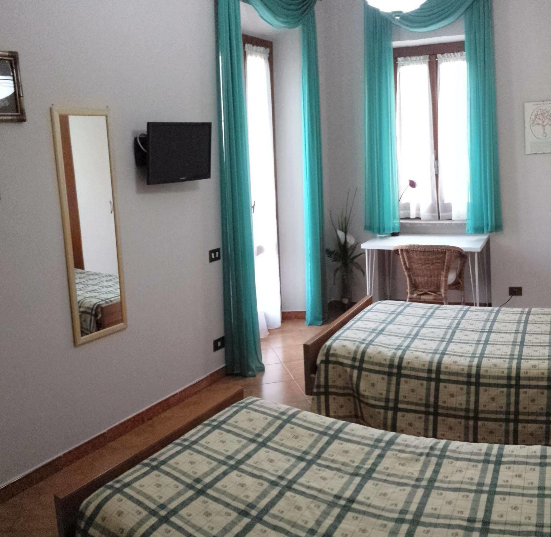 Al Vecchio Olivo Bed & Breakfast Фраскати Екстериор снимка